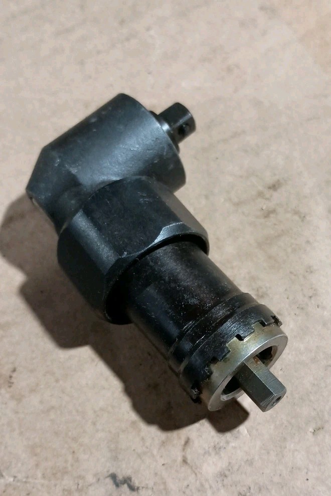 RIGHT ANGLE DRIVE Nut Driver ASSEMBLY