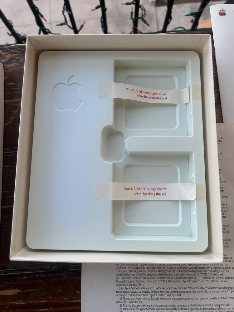 Apple Macintosh System Software Update Version 5.0 Boxed w Disks Manuals