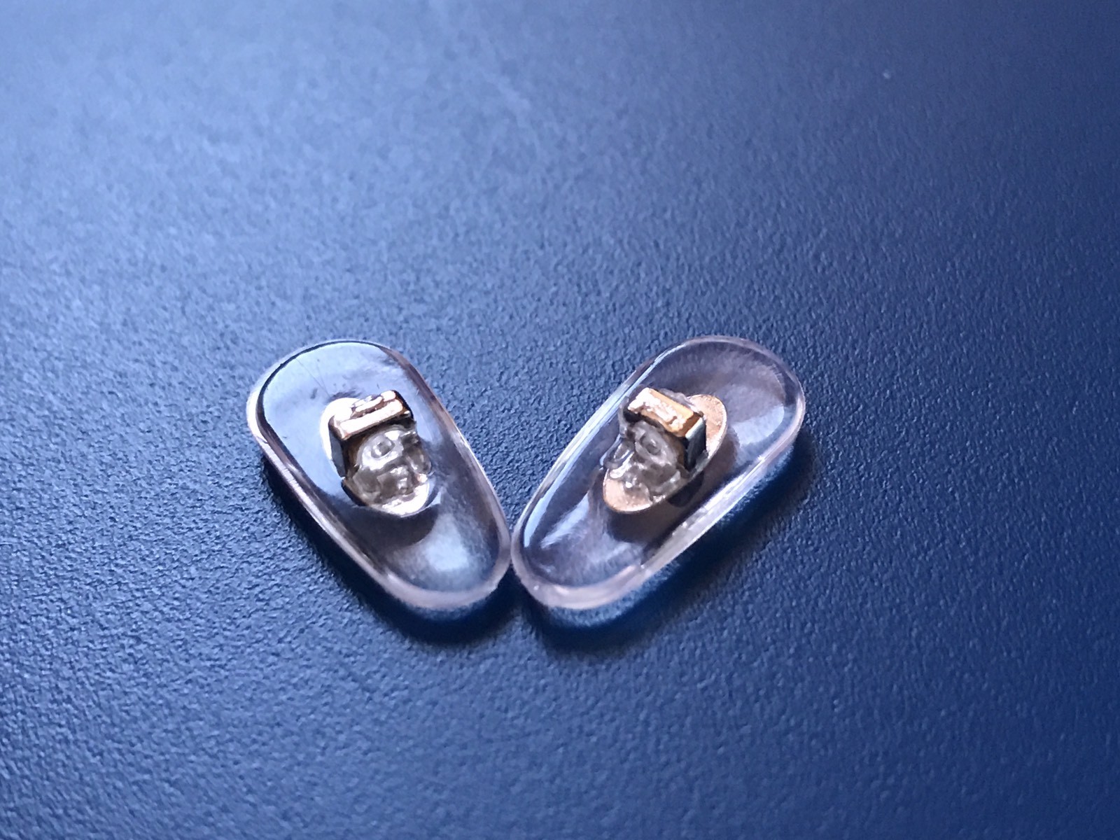 Brand New Authentic Rayban Eyeglasses Sunglasses NOSE PADS Plug-In Type Silver