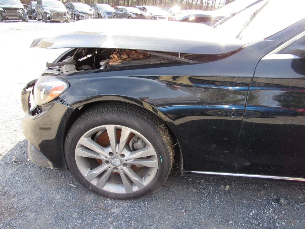 C220 2015 Glove Box 1032253