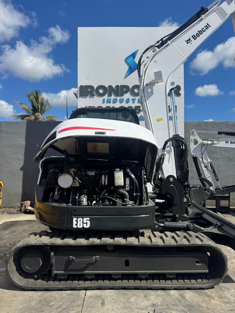 2017 Bobcat E85 Mini excavator