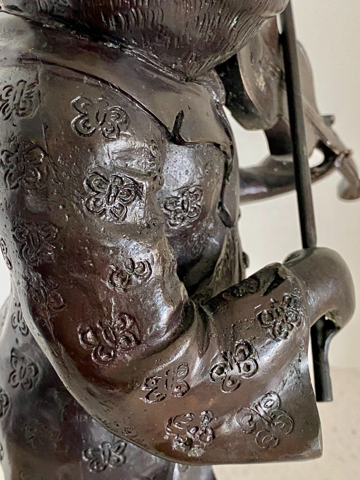 Vtg 16" Bronze Anthropomorphic Pig Sculpture Playing Violin Maitland Smith MCM