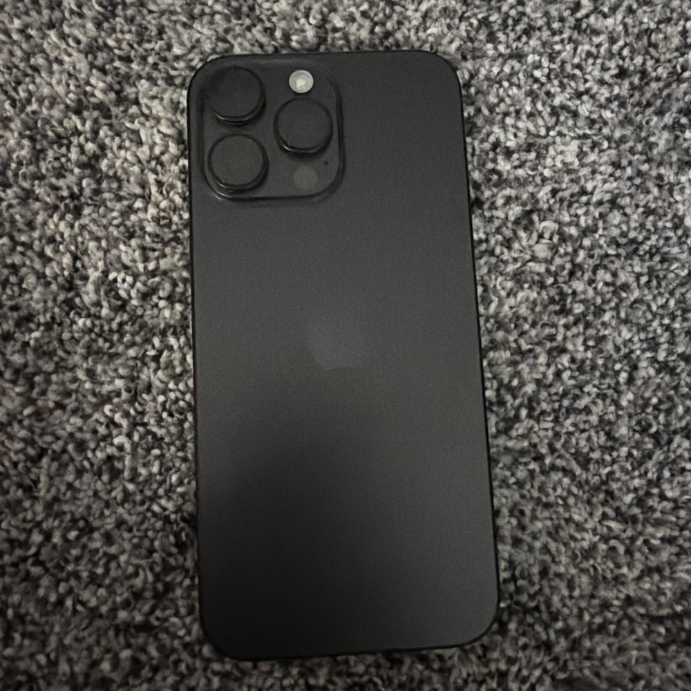 iphone 16 pro max 256gb Carrier Locked Please Read