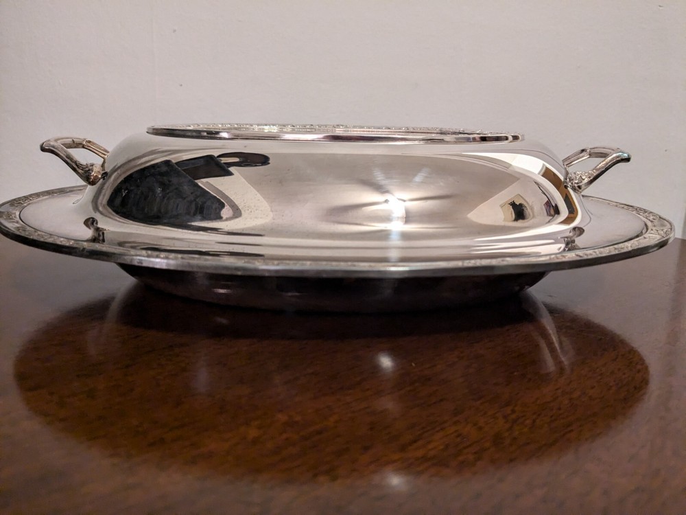 Vtg Silver Plated Serving Dish W/ Lid And Handles