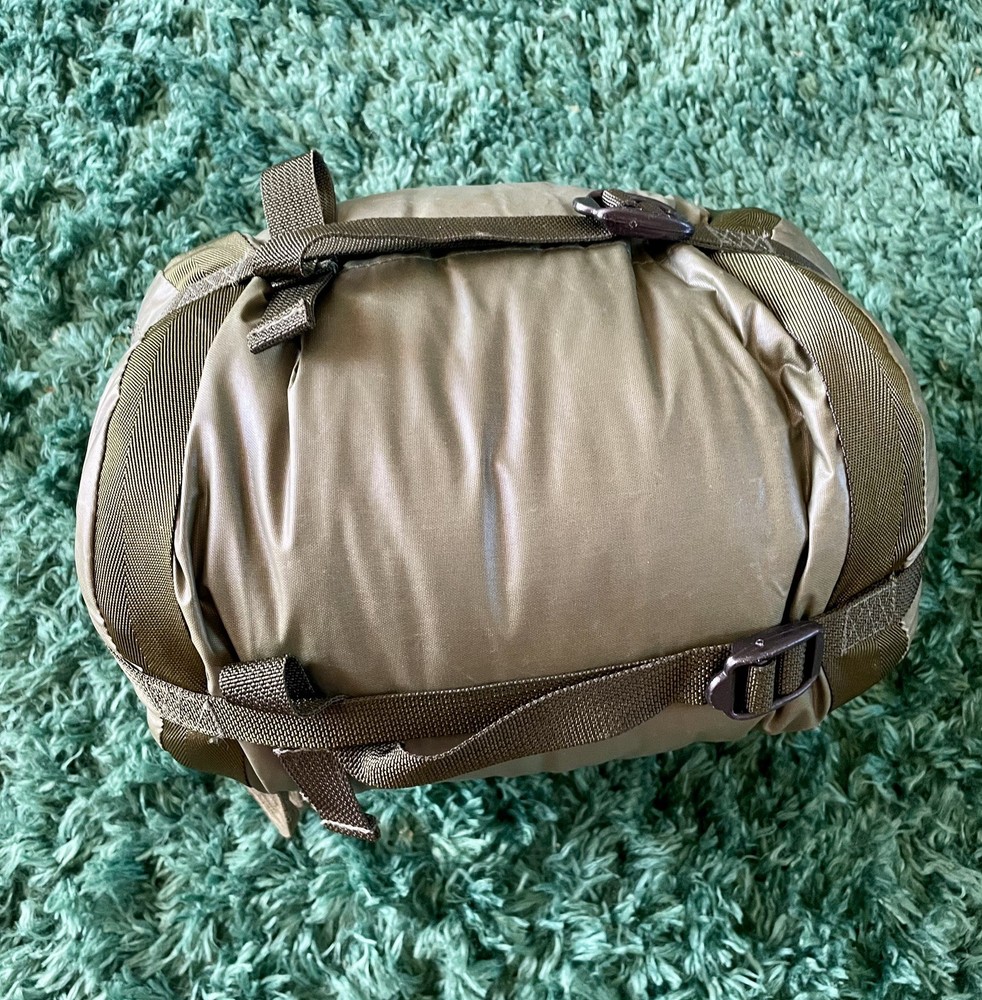 British Army Issue Jungle Warm Weather Sleeping Bag & Compression Sack