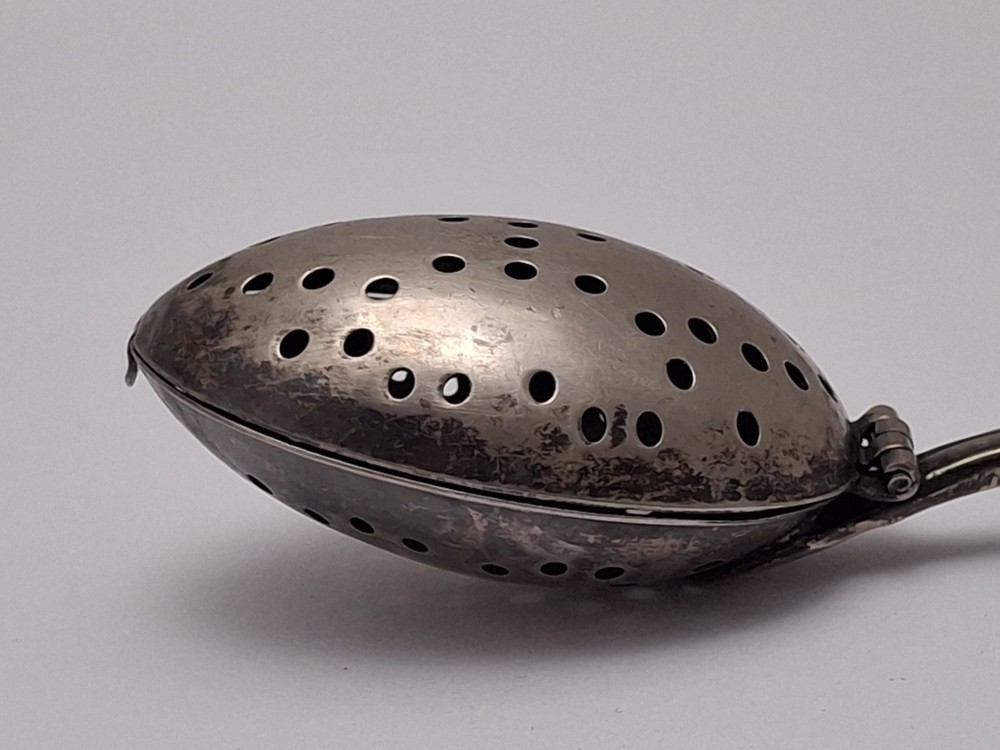 Vintage E & JB Tea Infuser Spoon With Clamp