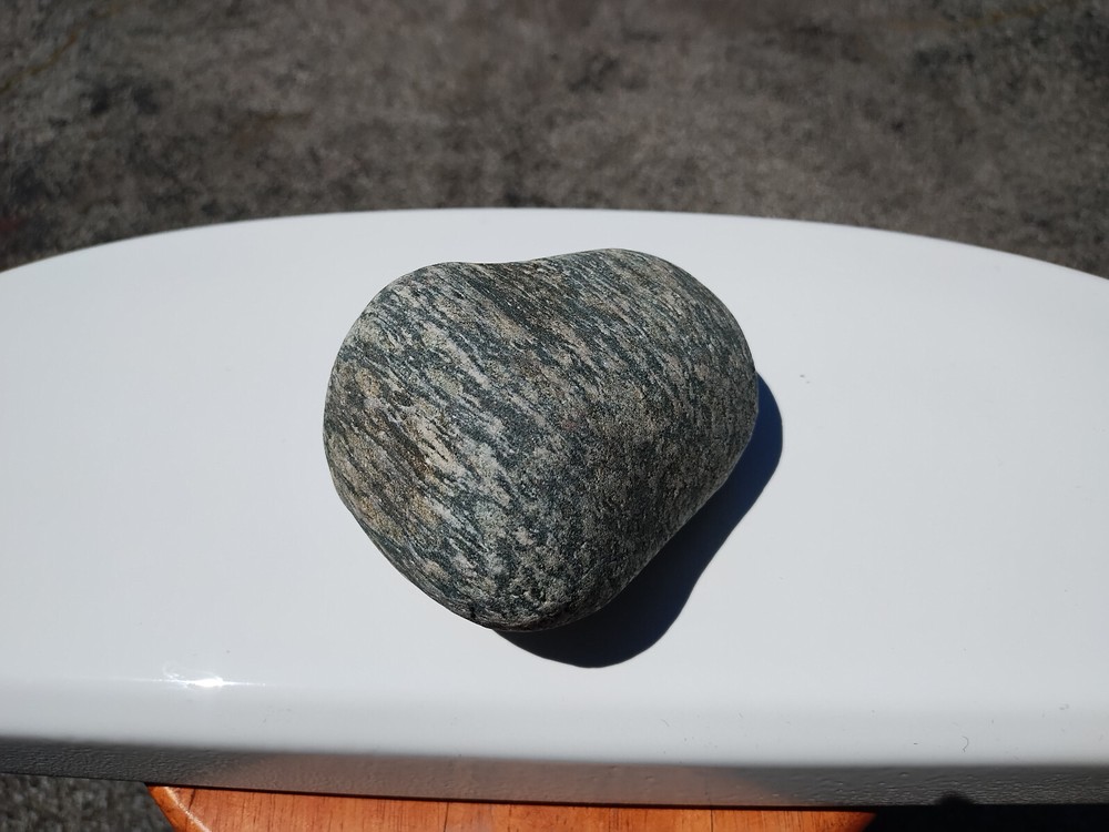 L Tectonite gneiss with well defined lineations