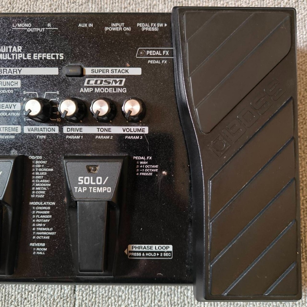 BOSS ME-25 Guitar Multiple Effects Pedal Multi-Effector W/ Power Cord JP