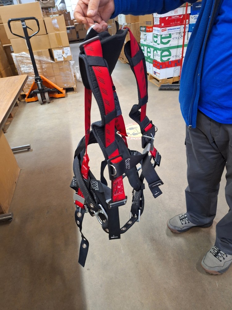 MSA 10057211 Technacurv Safety Harness - Construction Fall Protection - Size STD