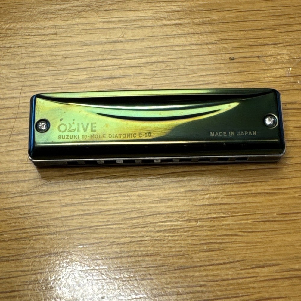 Suzuki C-20 Olive 10-hole Diatonic Harmonica - C Major