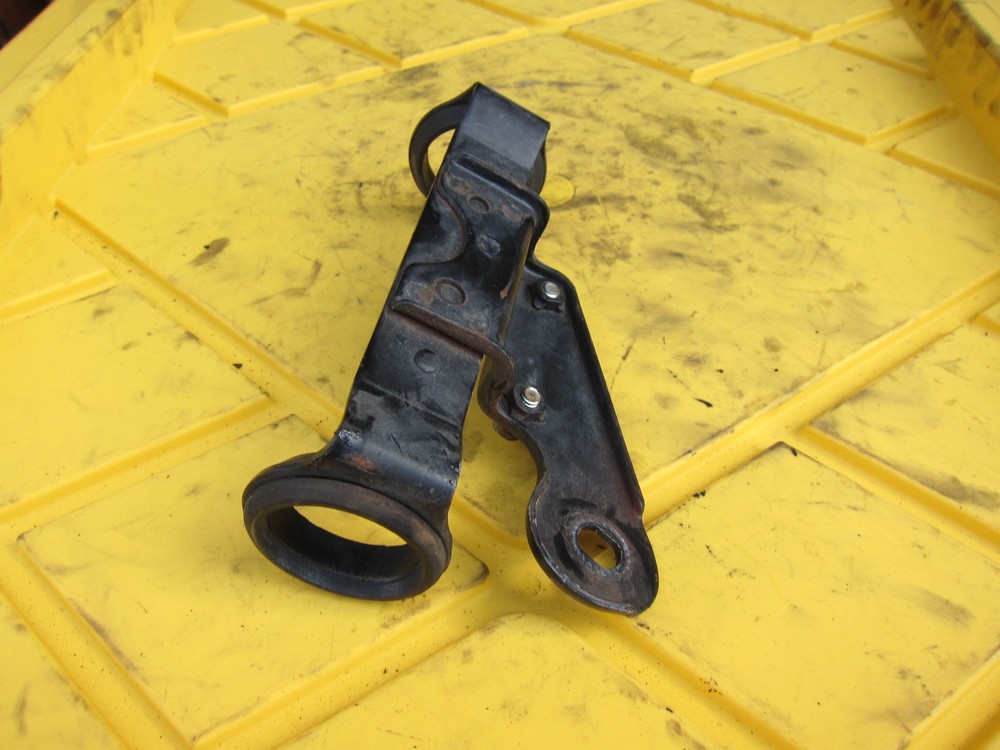 1995 Suzuki GS500 E OEM HEADLIGHT BRACKET