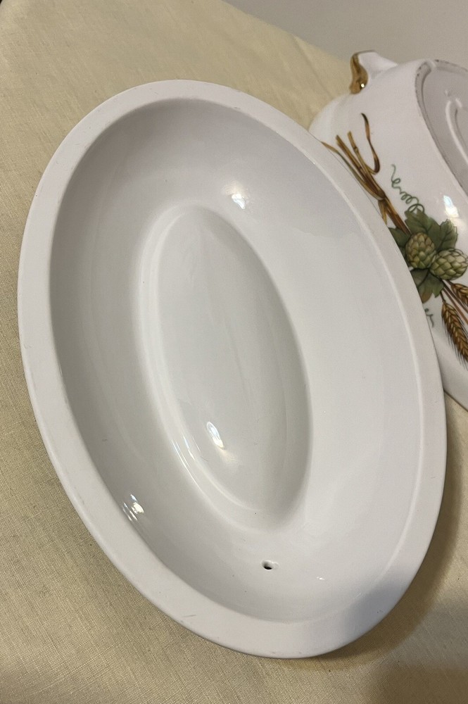 Royal Worchester Evesham Tureen