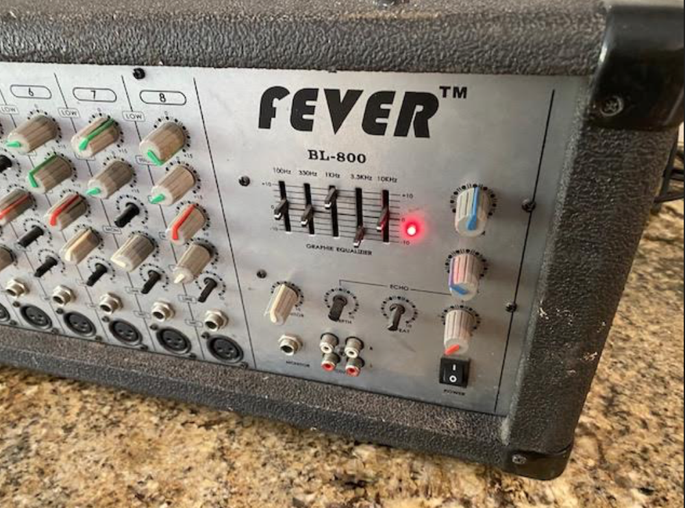 Fever Bl-800 audio mixer