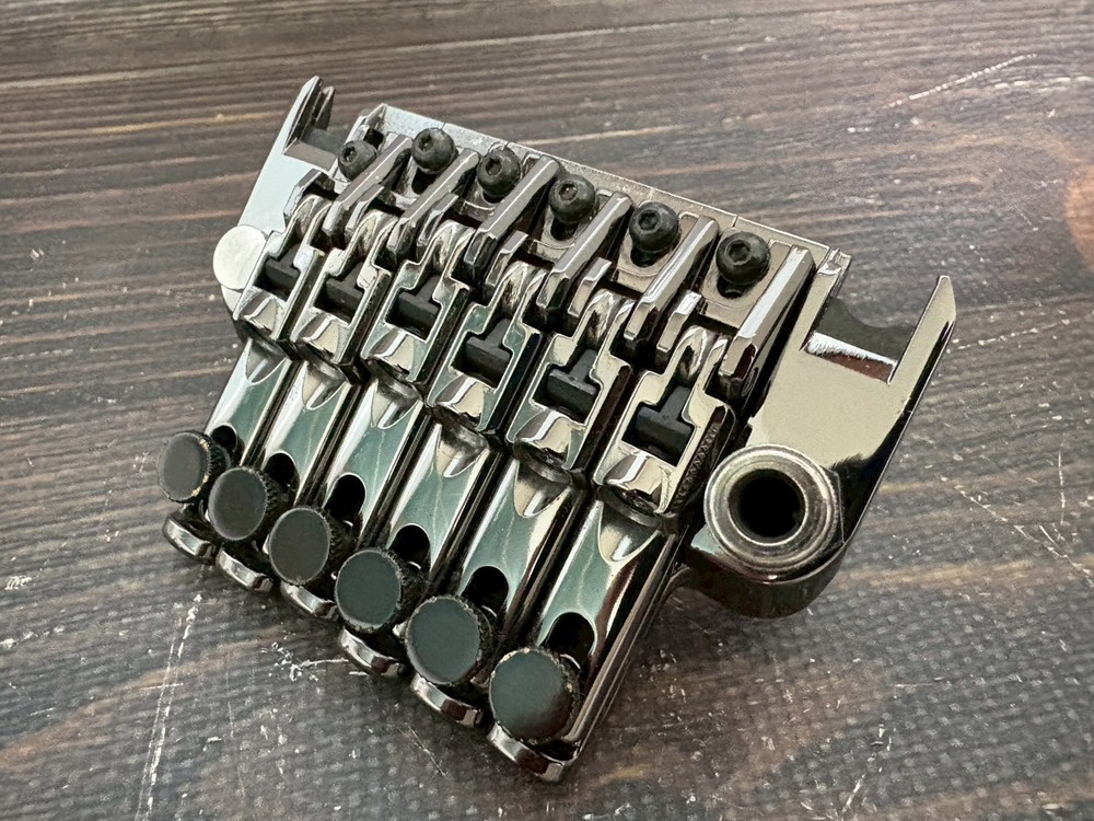 Ibanez Edge-ZERO Tremolo Cosmo Black with ZPS3 Zero Point System