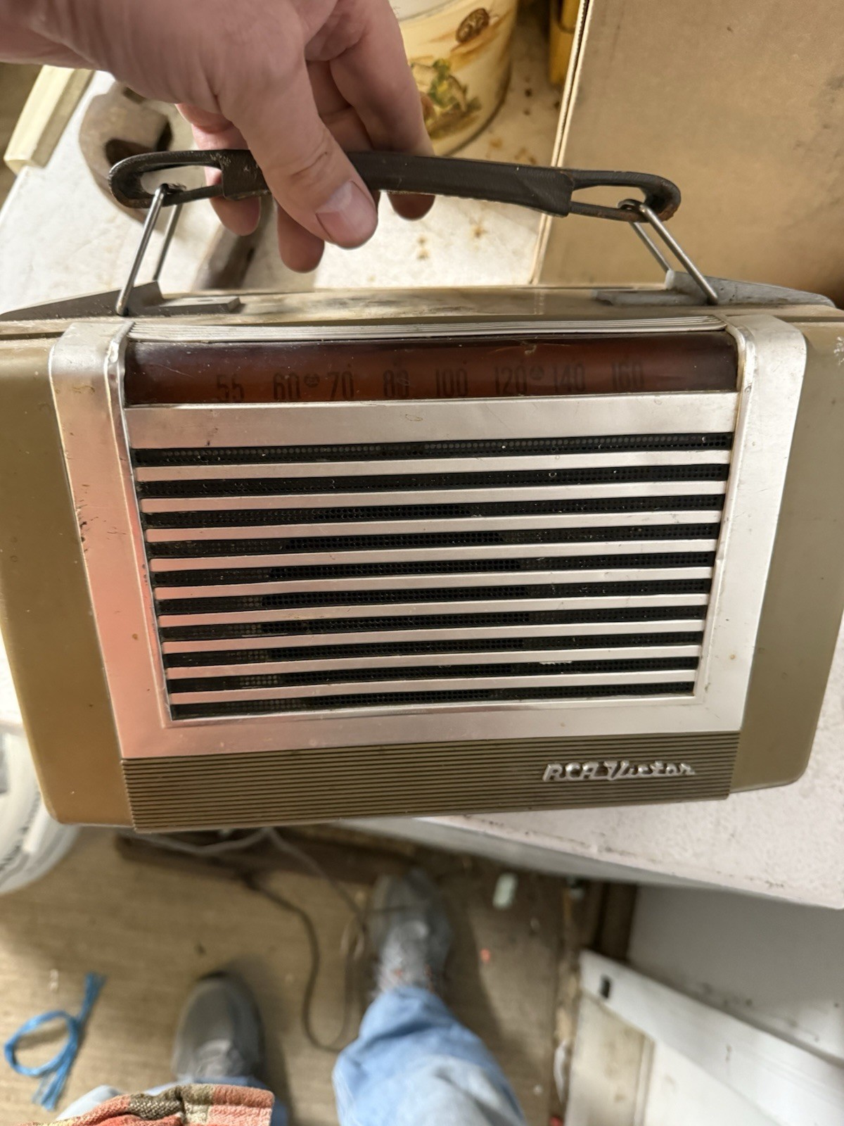 Vintage RCA Victor AM 5-Tube Radio 6-BX-63