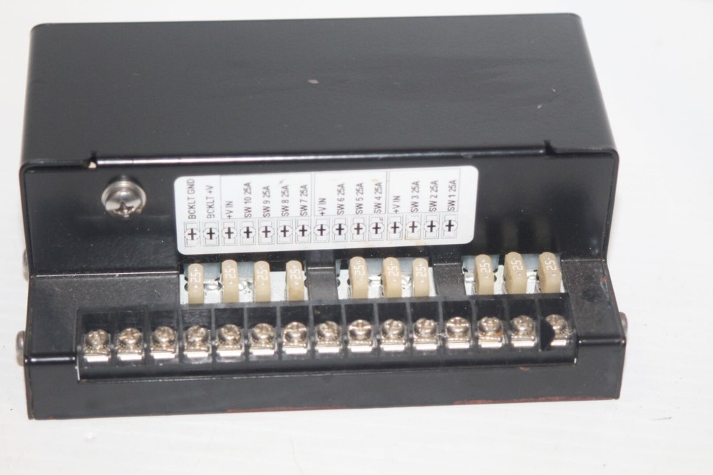 Whelen PCC-10W Power Control Box Center 10 Switch On Off Toggle Red (WORKING!)
