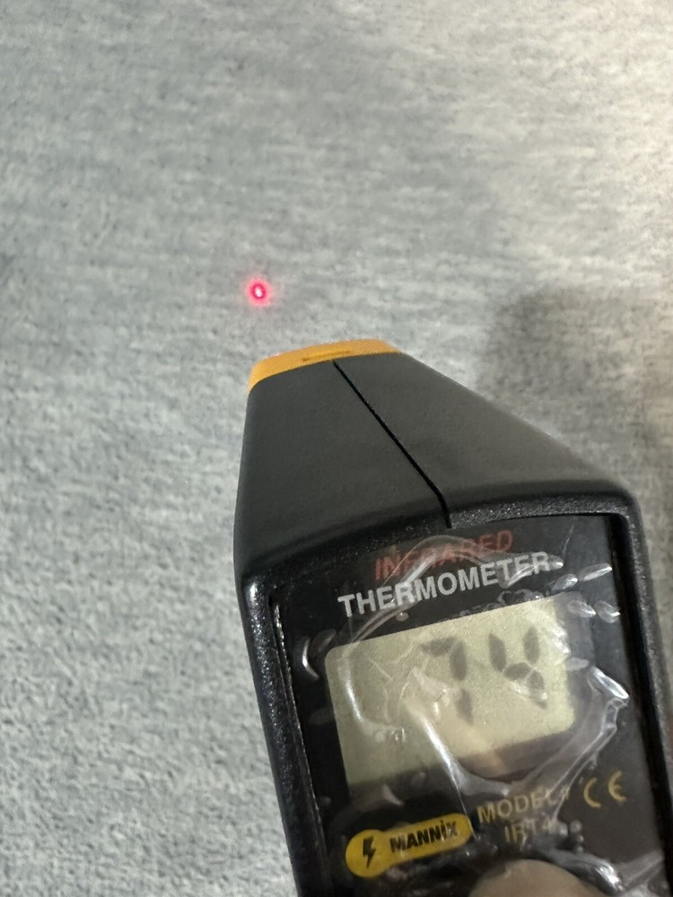 MANNIX INFRARED THERMOMETER IRT4 - Laser Lightning Backlight C