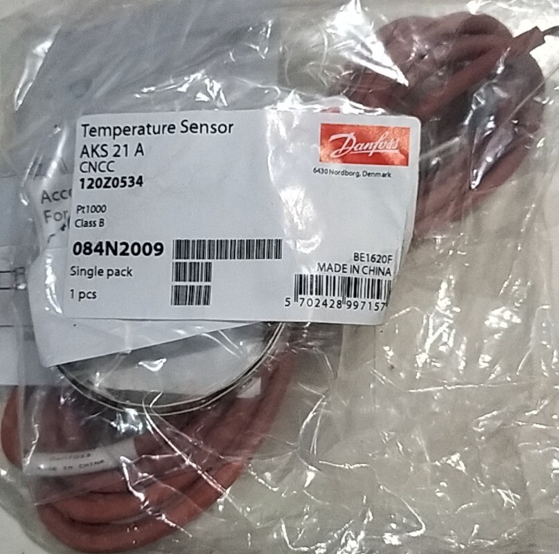 1pc  Danfoss 084N2009 120Z0534 AKS21A Temperature Sensor