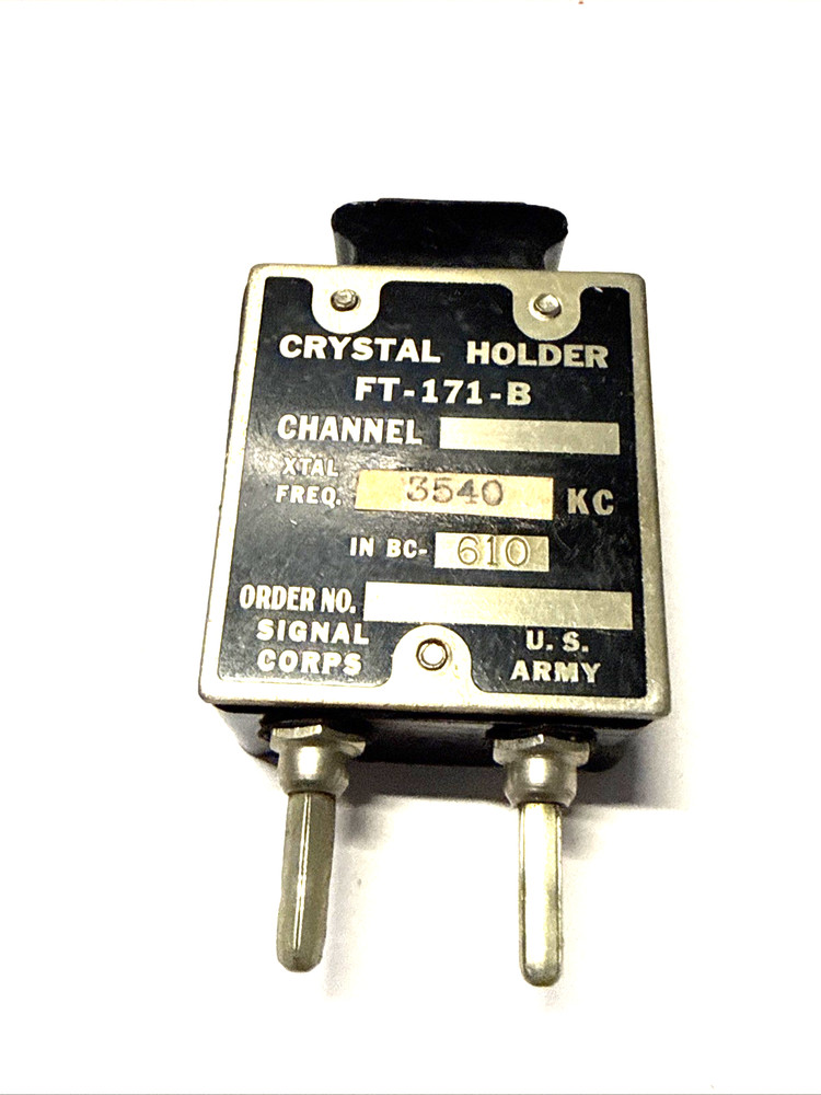 PARASET replica  transceiver ORIGINAL 3.540 MHz crystal holder  FT-171-B