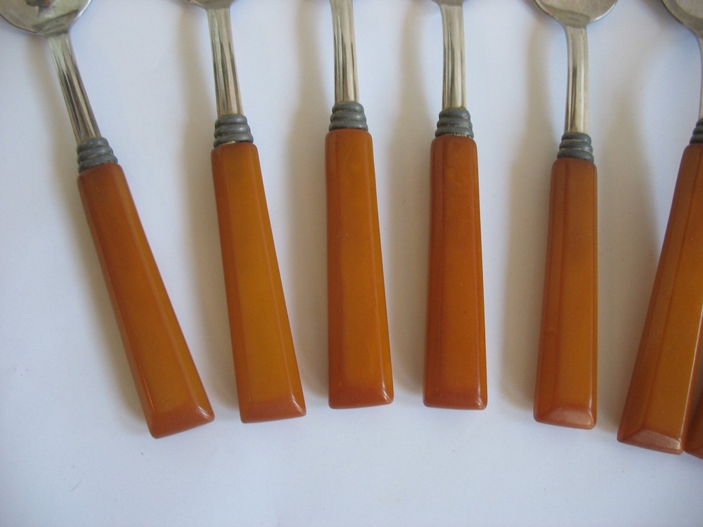 S/12 Royal Brand Sharp Cutter Butterscotch Bakelite Flatware Teaspoon Tablespoon