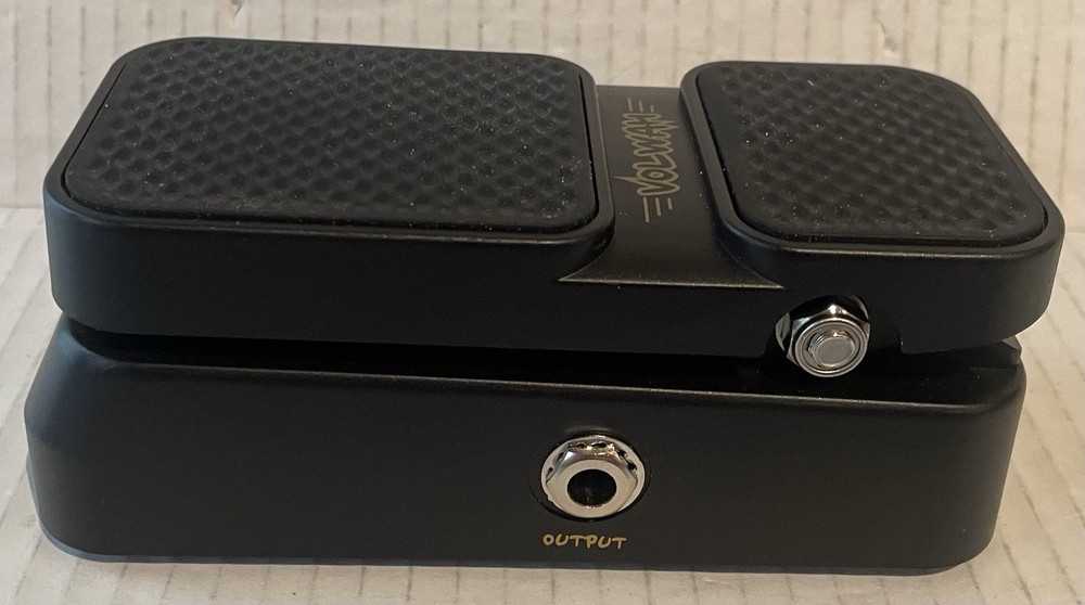 WAH Volume Combo Pedal