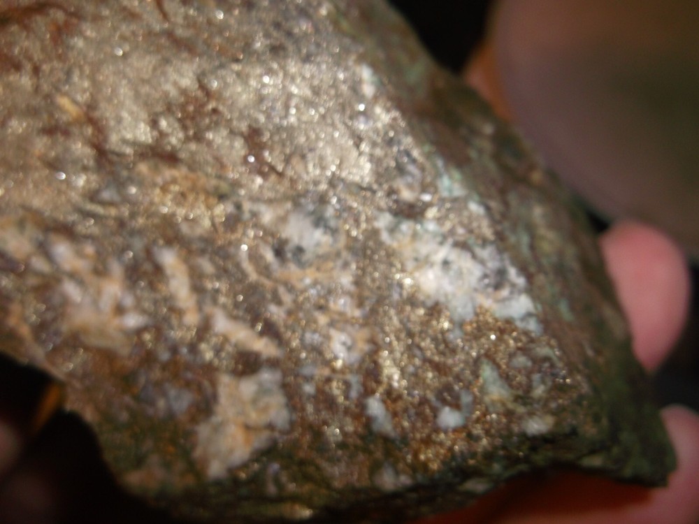 Gold, silver, copper, 474 grams samples ,ore high grade .