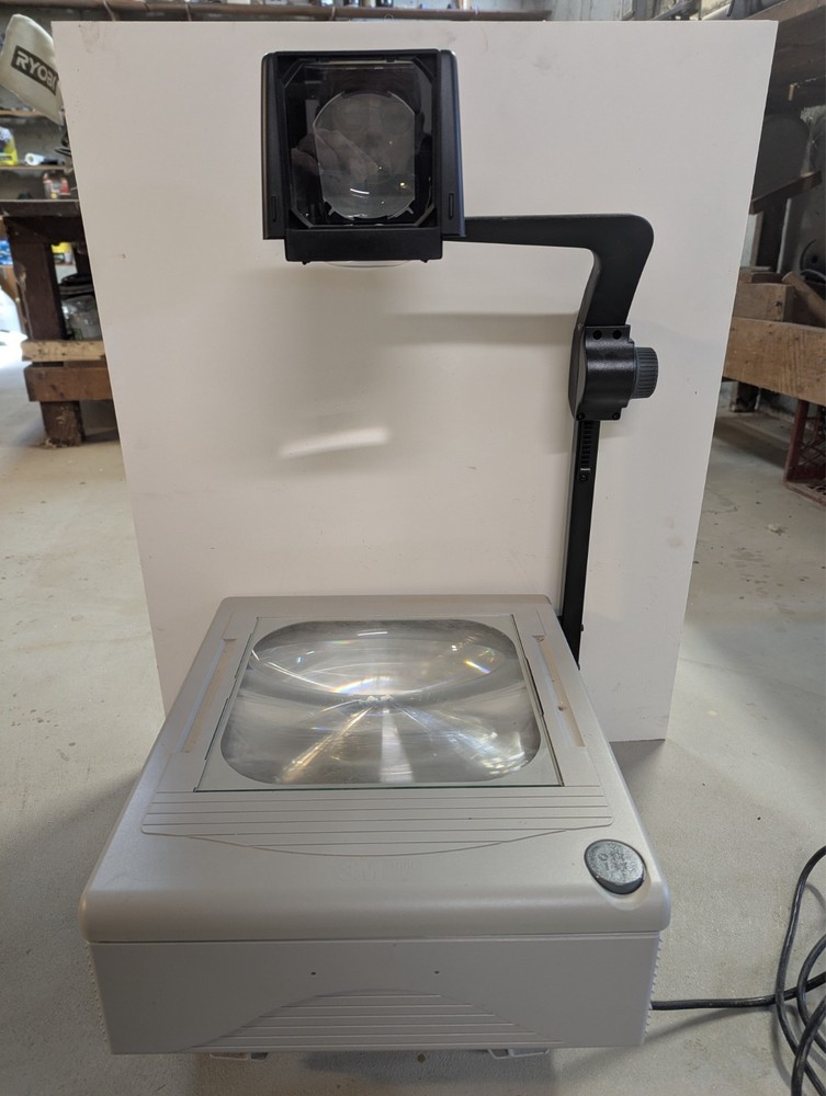 3M overhead projector