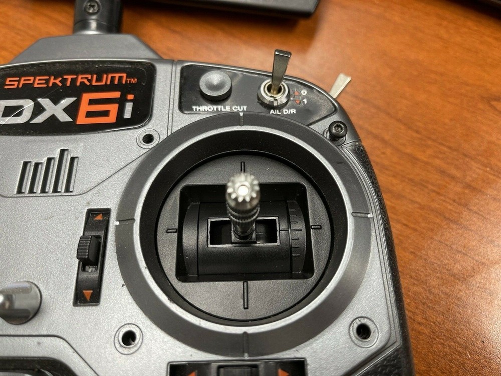 Spektrum Replacement: DX6i Right Hand Stick Gimbal Part