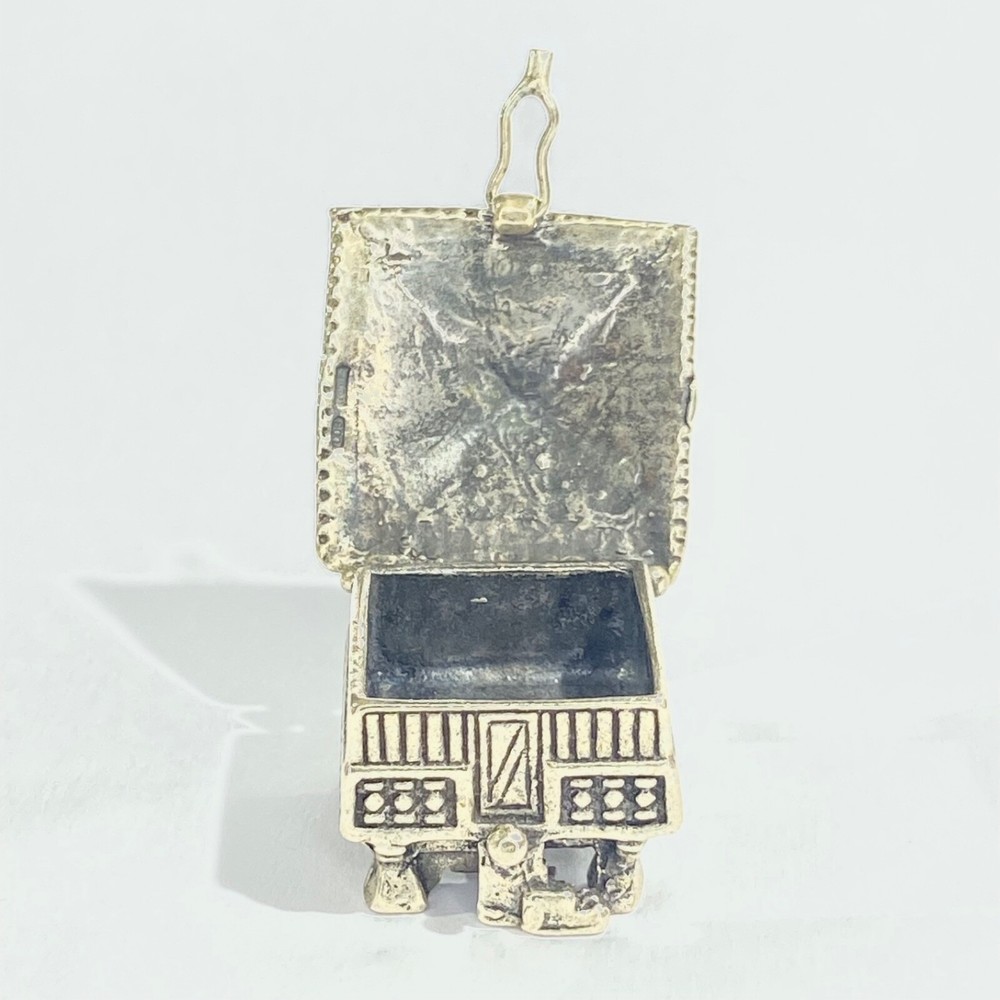 Vintage Solid Silver pagoda shape PillBox , Hallmarked Italy