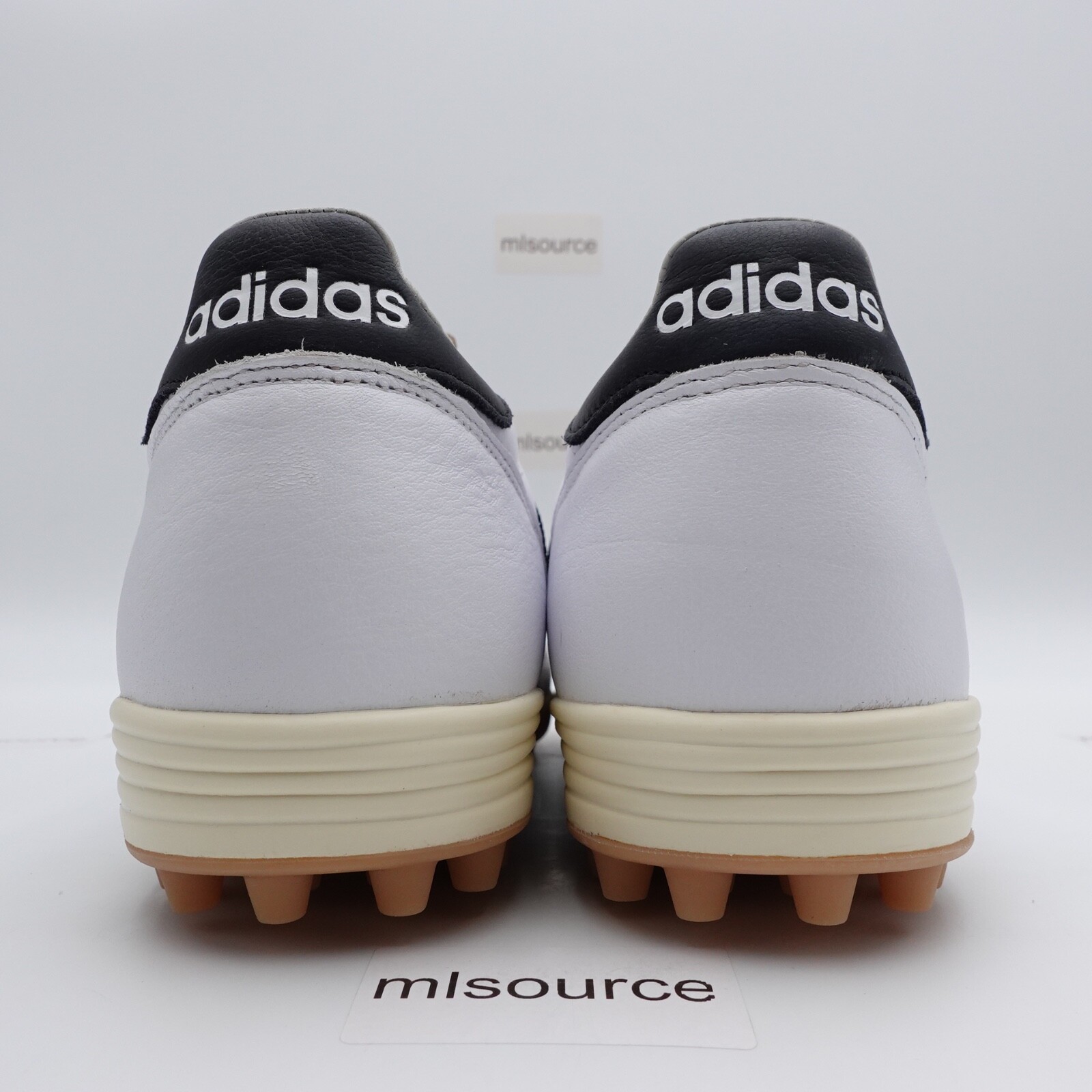 Size 10.5 Men's adidas Mundial Team Leather Soccer Turf Shoes JI3994 White/Black