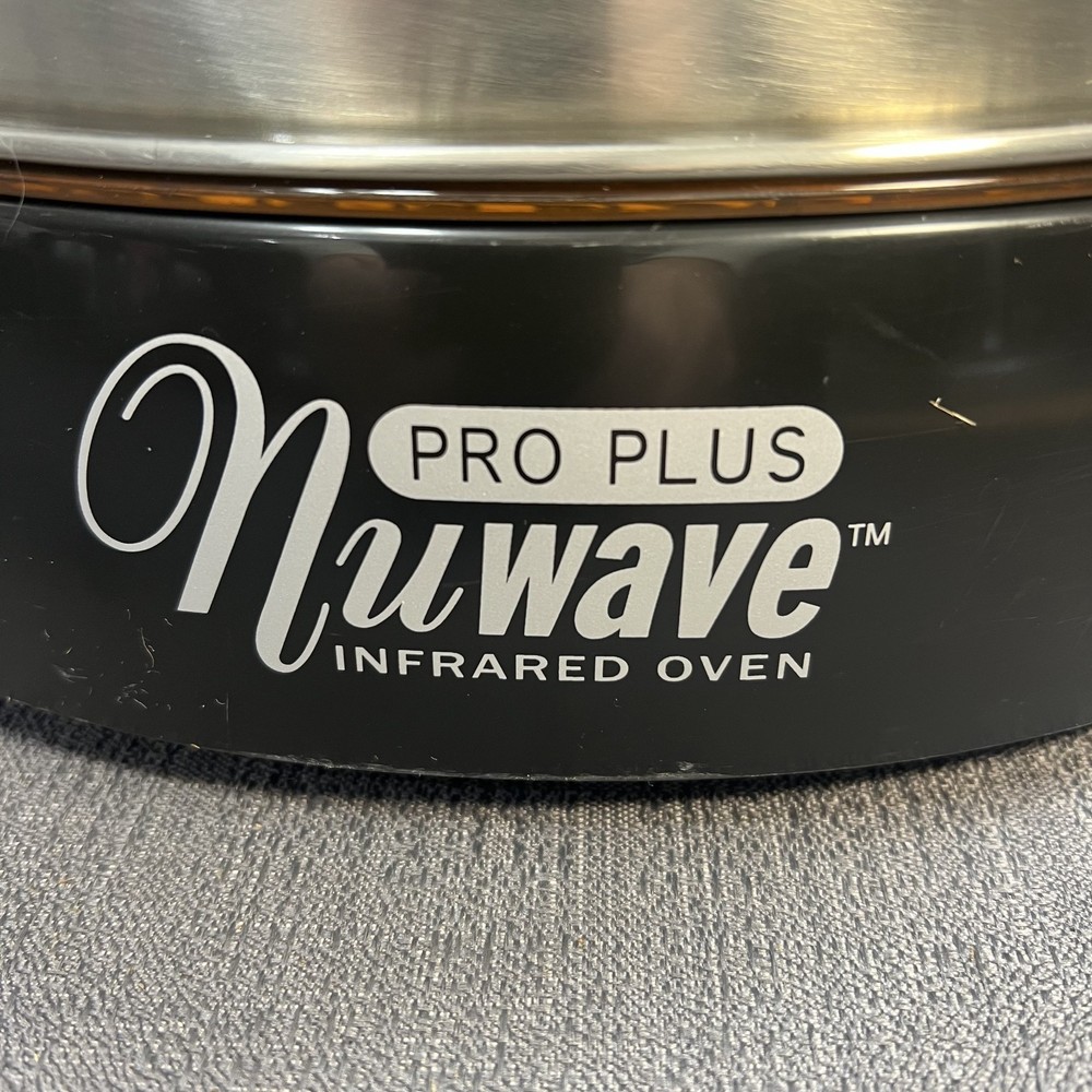 Nuwave Pro Plus Infared Large Oven Cooker Model # 20602 With Extender Ring READ