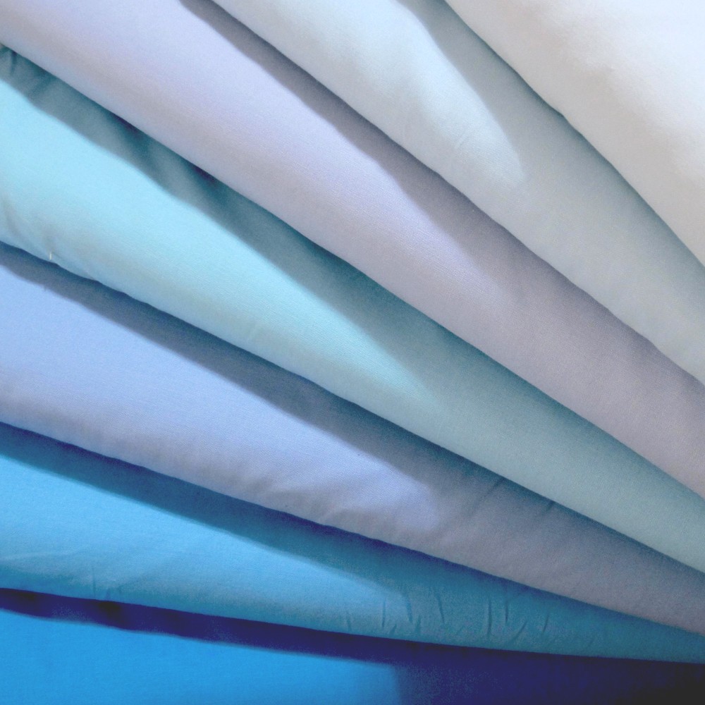 ROBERT KAUFMAN "KONA COTTON SOLID" Blue #2 by the 1/2 yard