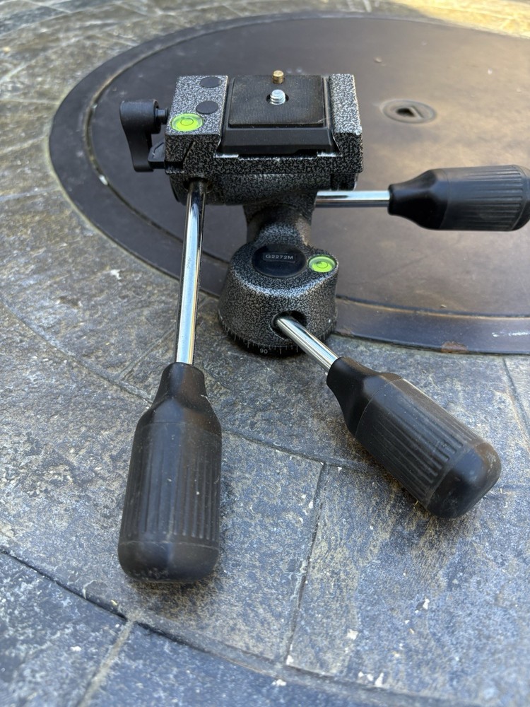 GITZO Tripod Pan Tilt Head Quick Release