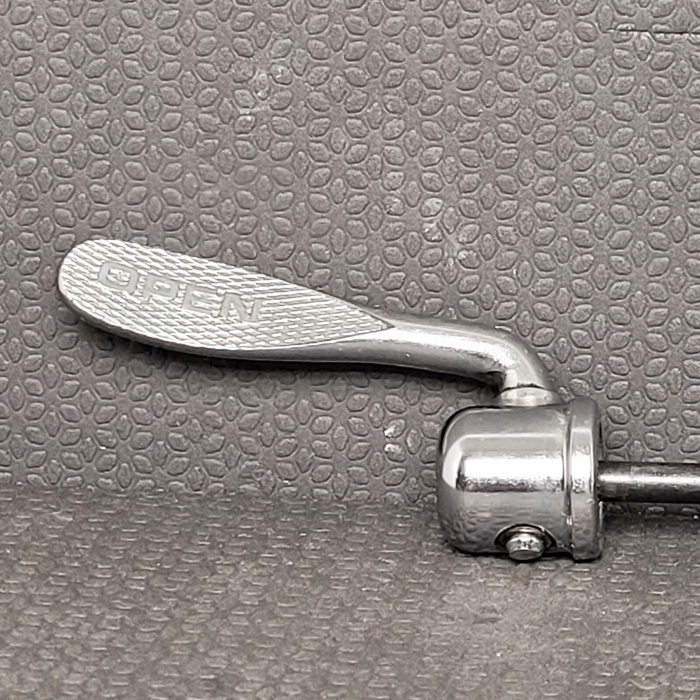 Shimano Front Quick Release Skewer 100 mm Silver w/ Black Nut