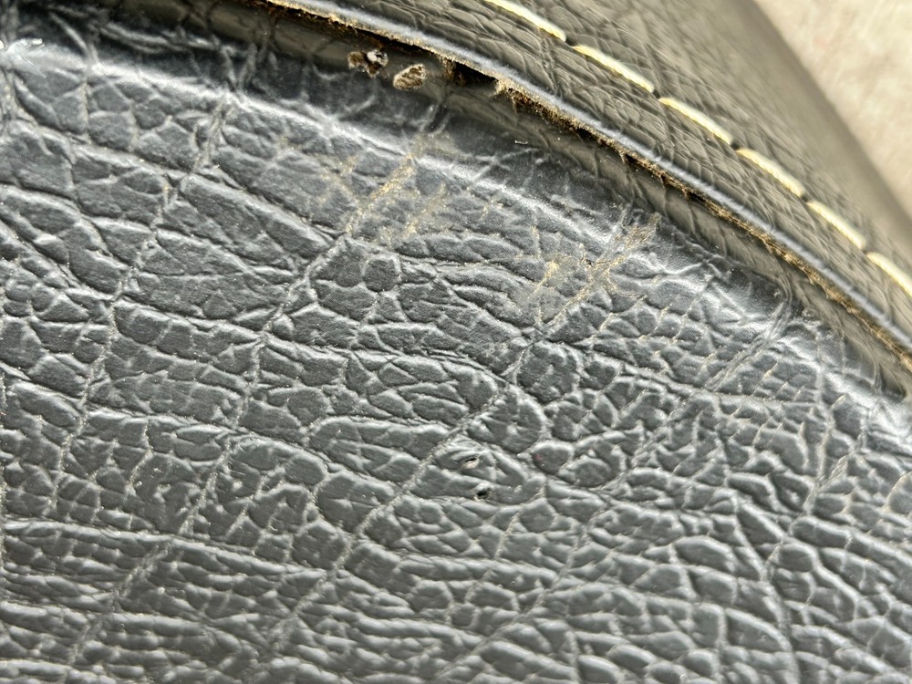 Takamine Jasmine Hardshell Case w Key