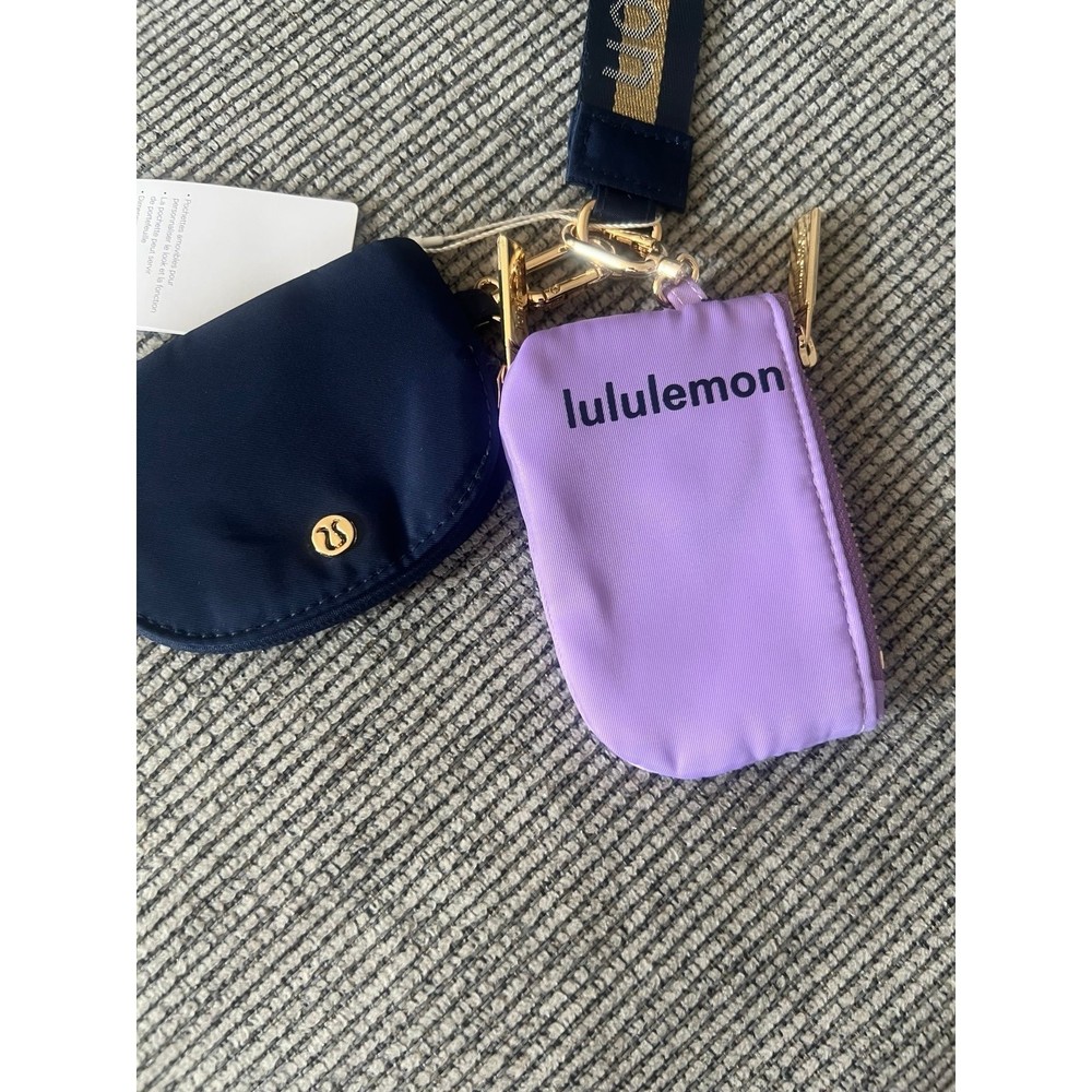 Lululemon dual pouch wristlet