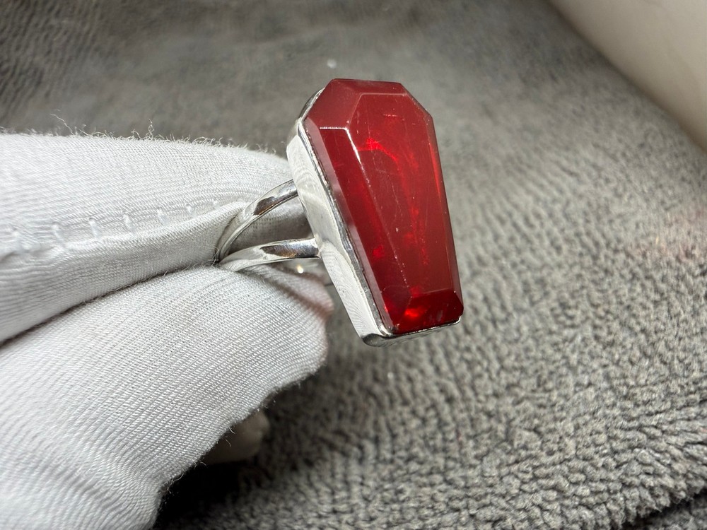 Solid 925 Sterling Silver Large Red Rectangle Gemstone Vintage Style Band Ring