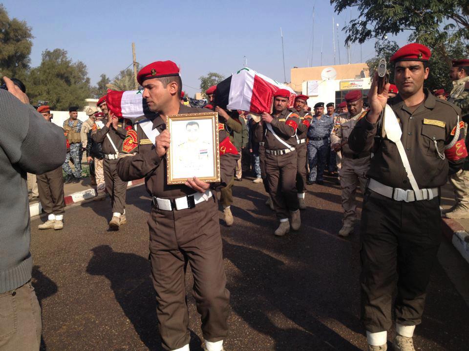 Iraq- Iraqi Armed Forces Beret Cap Color Eagle Pin Badge.