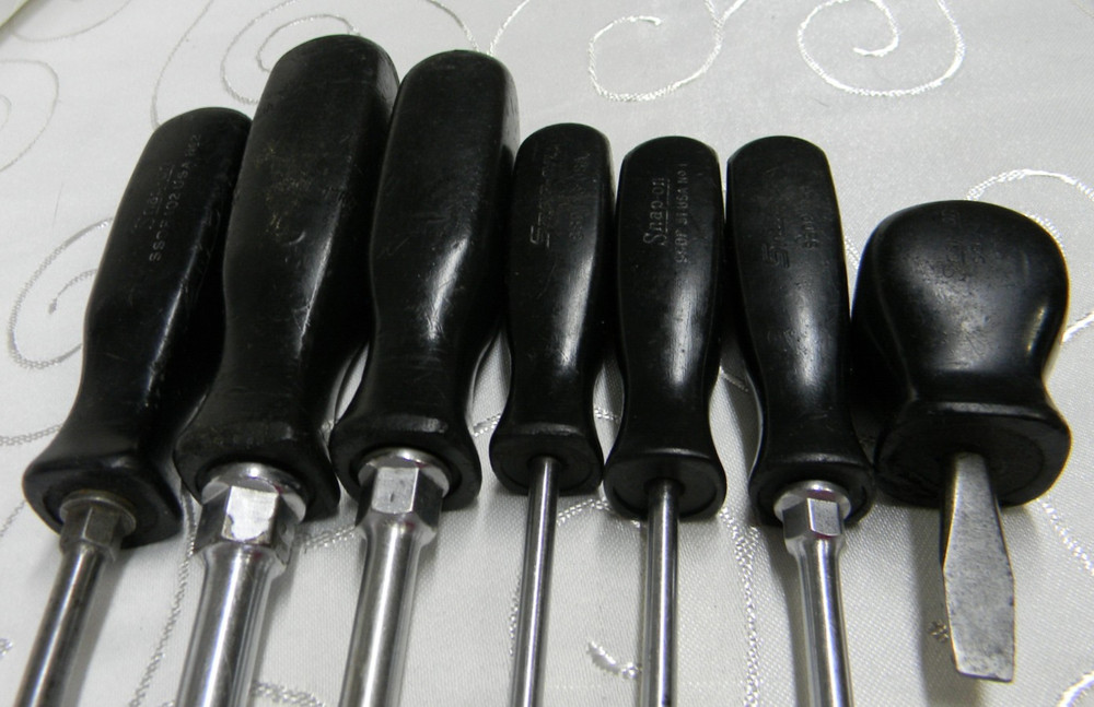 SNAP-ON 7PC BLACK HARD HANDLE MIXED SCREWDRIVER SET