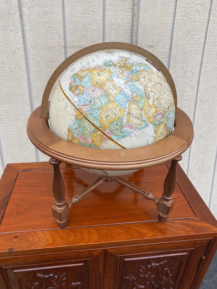65193 REPLOGLE Table Top World Globe Atlas