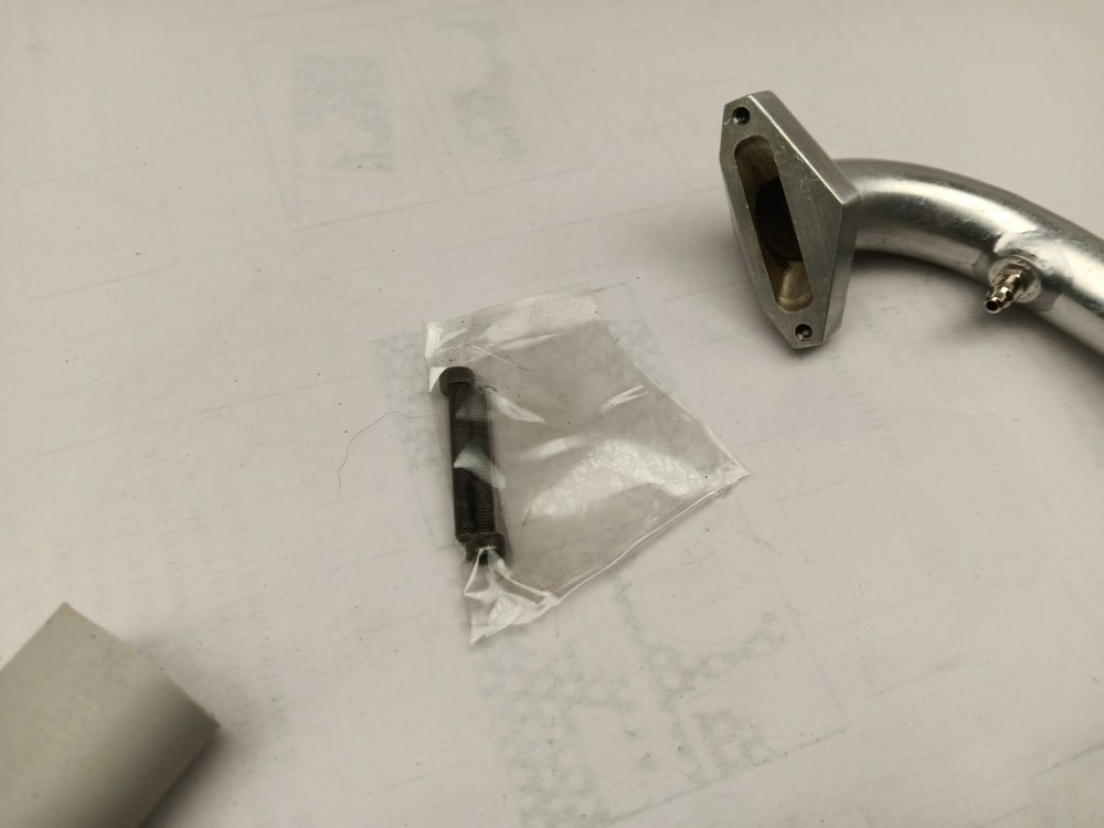 Exhaust Header & Mounting Screws for RC & Model Airplane Engine