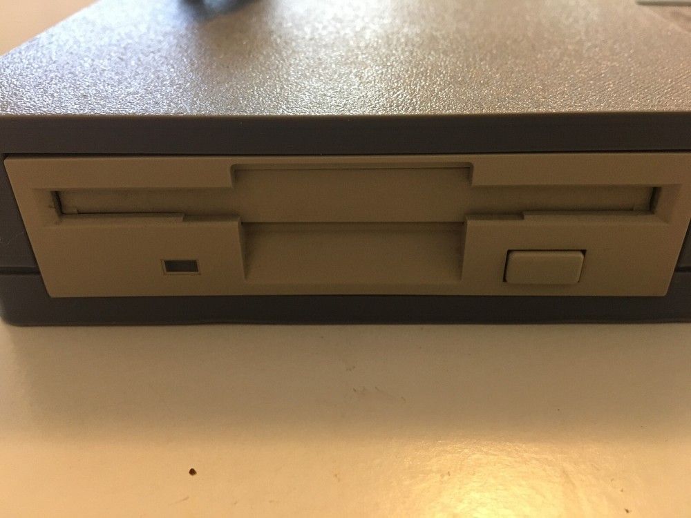 Fully working 720k external floppy drive for Atari ST