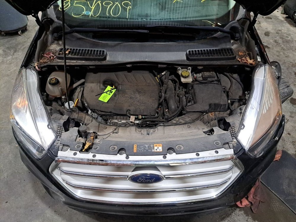 2018 Escape Display Screen Sku#4328513