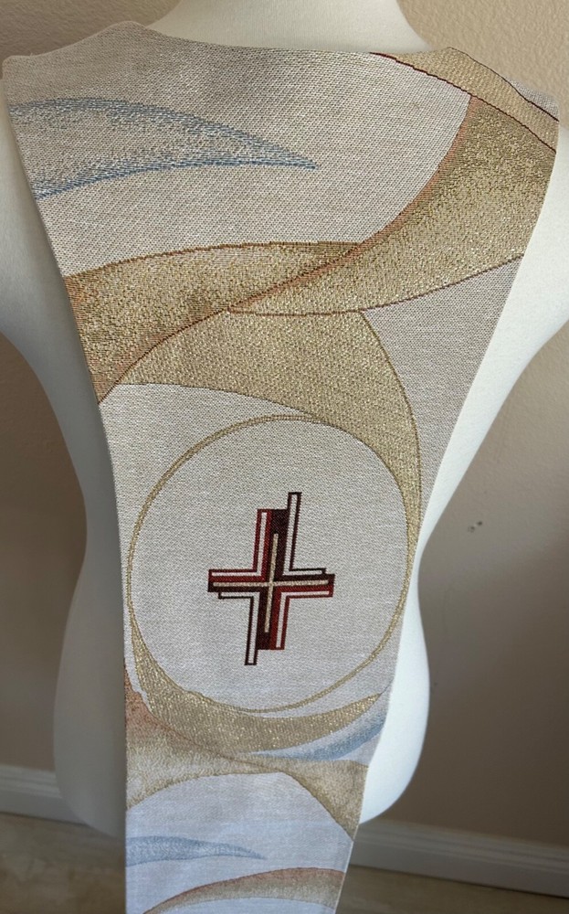 Priest Scapular, Holy Spirit
