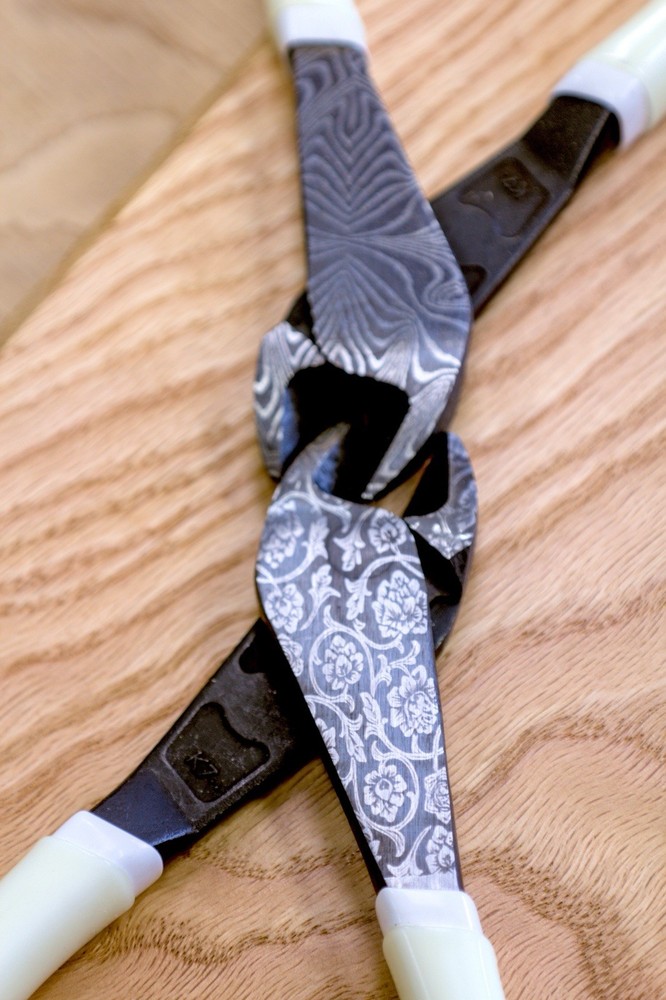 Klein Hi-Viz Lineman Pliers CUSTOM ENGRAVING ( Leaf Pattern)