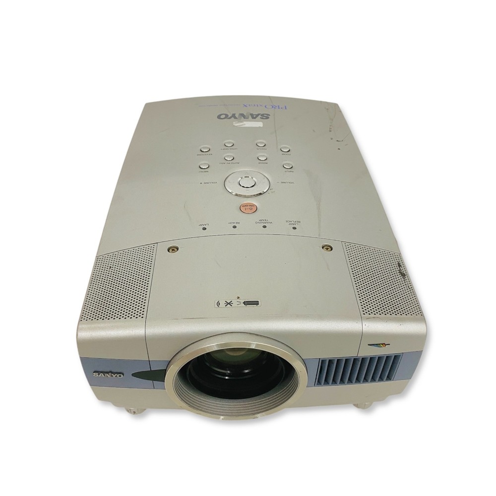 Sanyo Pro Xtrax Multiverse Projector, Tested
