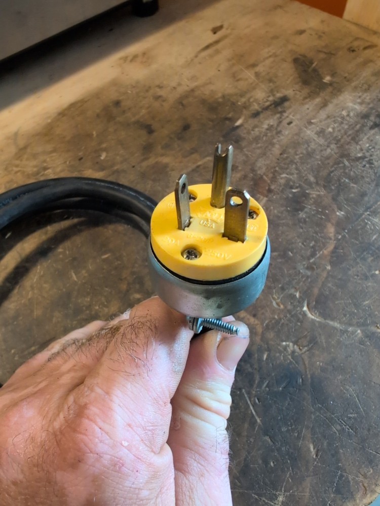 POWERSTAT SUPERIOR EN217 VARIABLE AUTO TRANSFORMER 240V. Serviced.