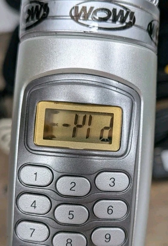 WOW! Magic Sing ED-8000 2005 Tagalog Karaoke Mic in Case with Cables - Tested