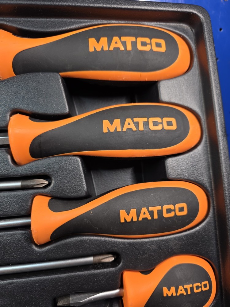 Matco Tools SSO8C 8-Piece Screwdriver Set Orange/Black Handles