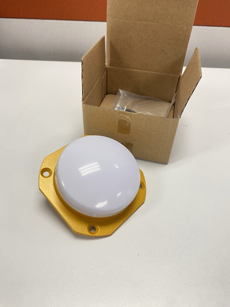 Compact High-Performance Multi-Band GNSS Antenna